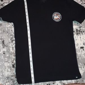 Quicksilver kids tshirt